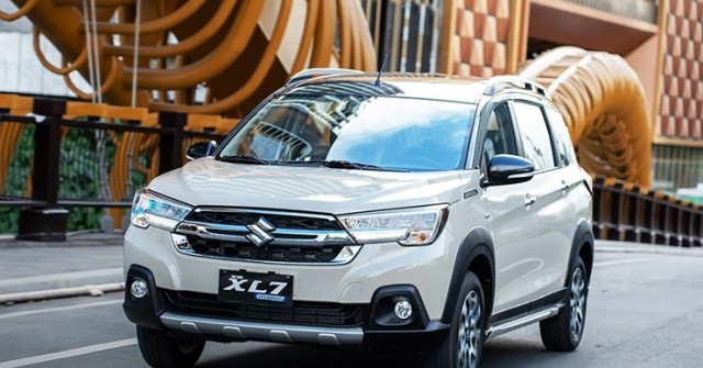 Giá xe Suzuki XL7 mới nhất kèm ưu đãi tháng 8/2025