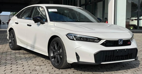 Chủ ô tô Honda tại Việt Nam được hỗ trợ giá mạnh khi đổi xe cũ lấy xe mới: Áp dụng cho 4 mẫu, mua Civic tiết kiệm đến 130 triệu đồng