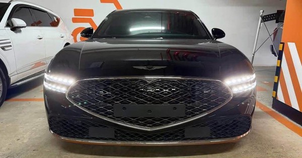 Hàng hiếm Genesis G90 gần như mới giá 5,1 tỷ đồng đắt ngang S-Class ‘đập hộp’: Ghế sau như Maybach, ADAS hơn xe Đức