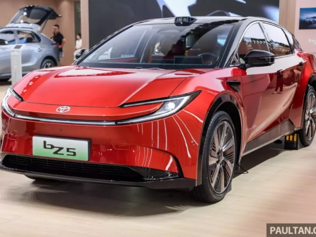 Toyota bZ5 chính thức ra mắt: SUV điện lai coupe, tầm hoạt động 630 km