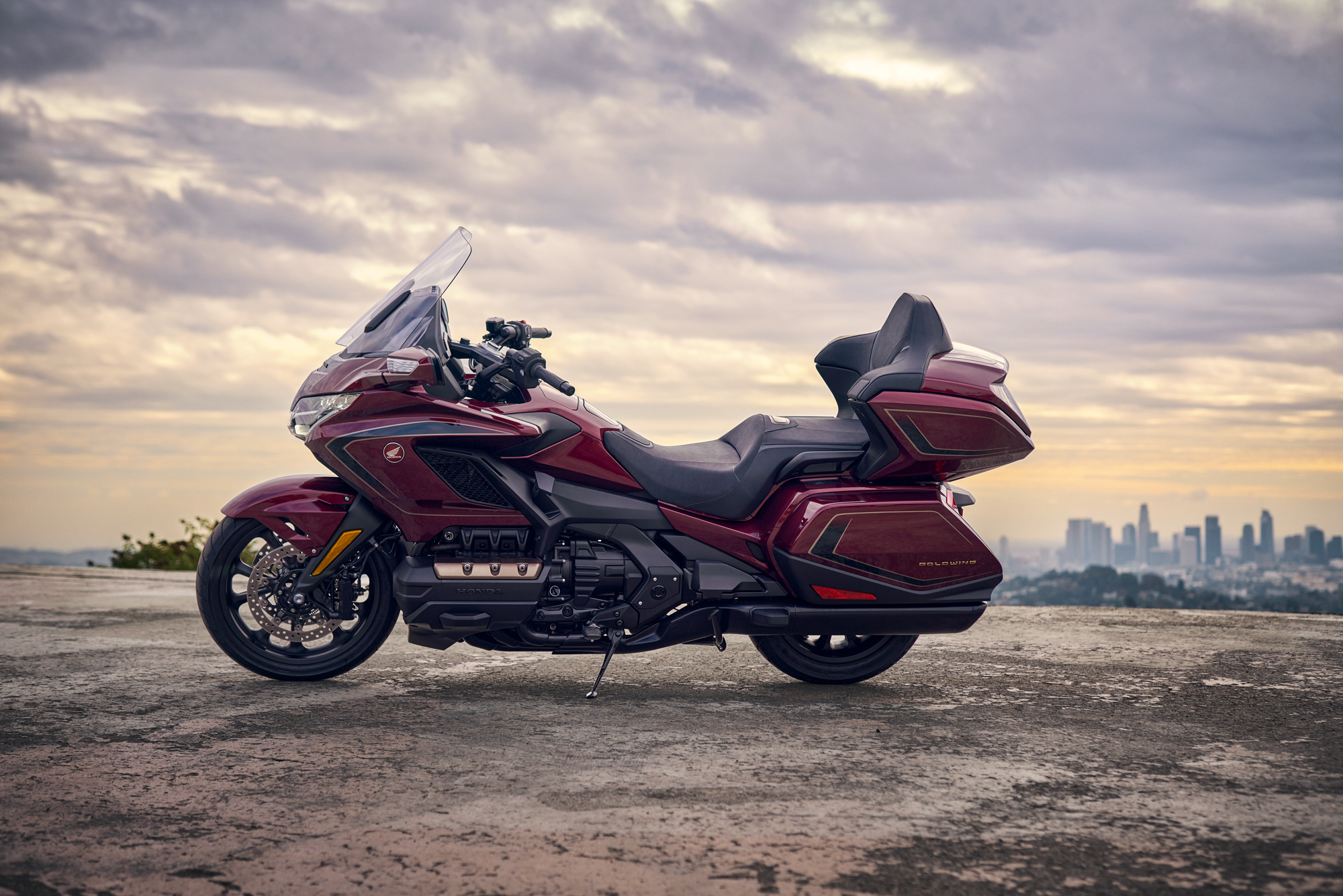 Honda Gold Wing 2025 ra mắt tại Việt Nam, giá từ 1,231 tỷ đồng