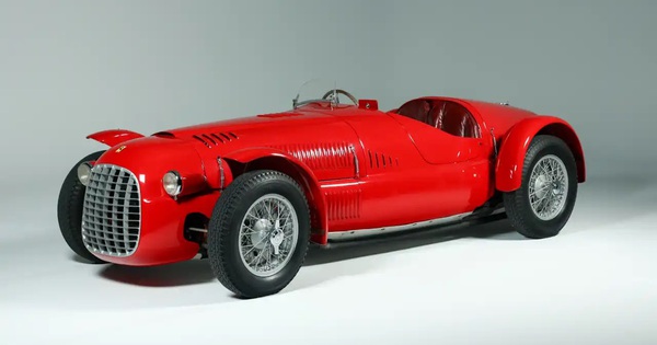 Siêu xe Ferrari bán giá kỷ lục 220 tỷ đồng: Đã 77 năm tuổi, là 1 trong 9 chiếc được sản xuất trên toàn thế giới
