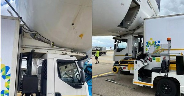 Máy bay bị xe tải đâm thủng bụng, lỗi khó tin của tài xế