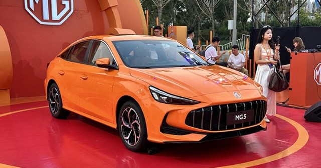 MG5 2026 ra mắt, sedan cỡ C giá từ 218 triệu đồng