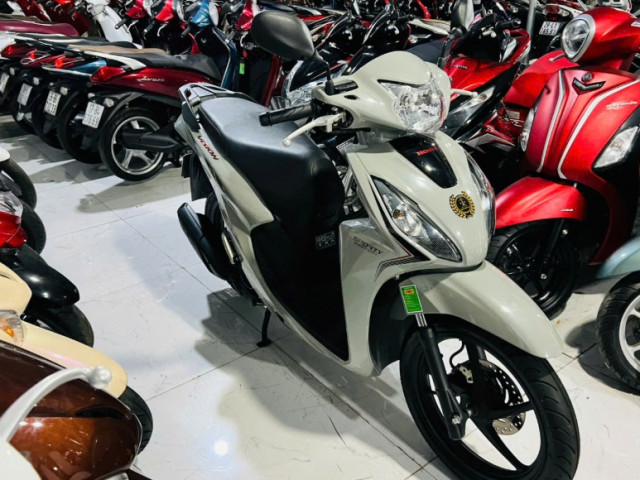 Lệ phí trước bạ đối với sở hữu xe máy lần đầu giảm còn 2% từ 01/07/2025
