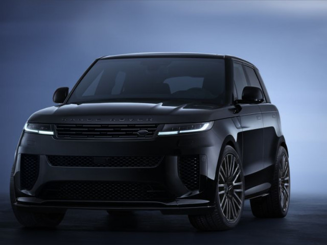 Range Rover Sport SV Black lộ diện với ngoại thất đen huyền bì