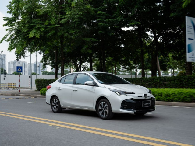 Toyota duy trì ưu đãi lên đến 100% thuế trước bạ, cột mốc 1 triệu xe không còn xa