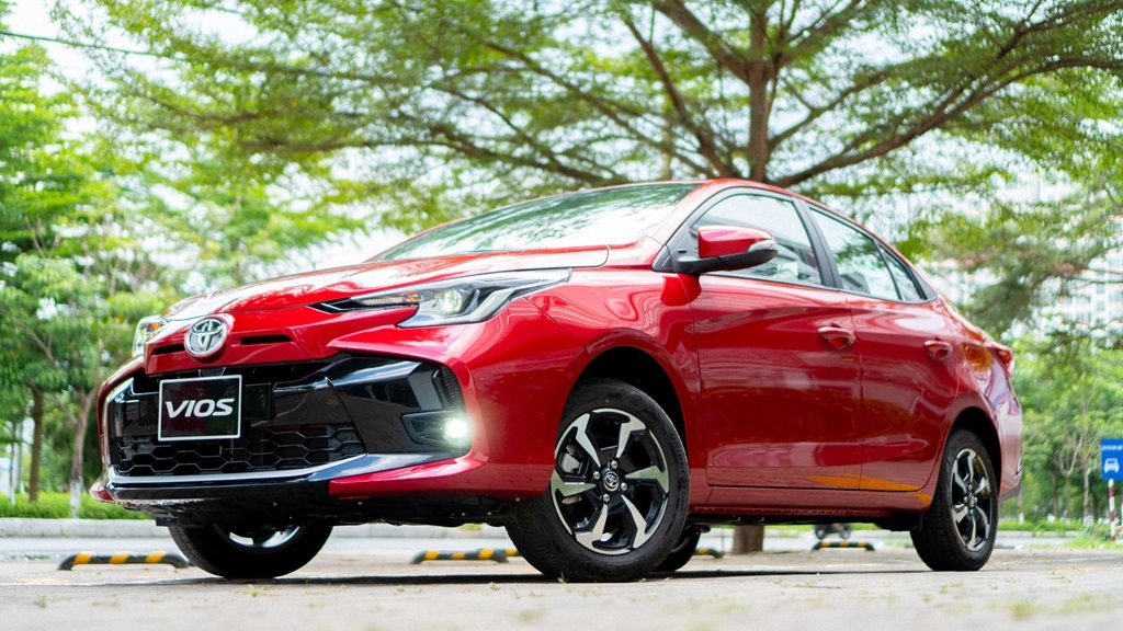 Toyota ưu đãi lệ phí trước bạ tới 100% cho khách mua xe trong tháng 6