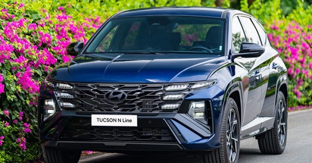 Giá xe Hyundai Tucson niêm yết và lăn bánh tháng 8/2025