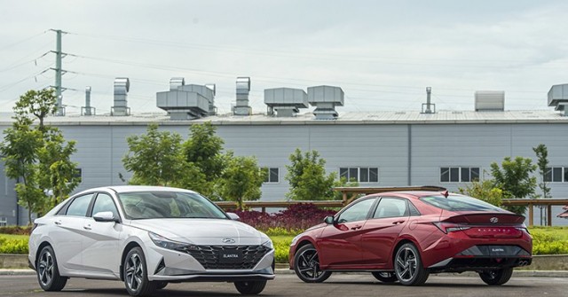 Giá xe Hyundai Elantra cập nhật tháng 8/2025