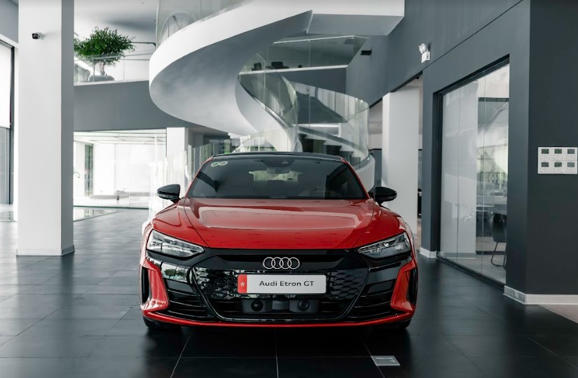 Audi Việt Nam tiến hành chương trình triệu hồi thay thế ống dầu phanh trên Audi e-tron GT và RS e-tron GT