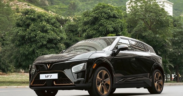 Đổi xăng sang điện, người dùng Việt hưởng loạt quyền lợi chưa từng có từ VinFast