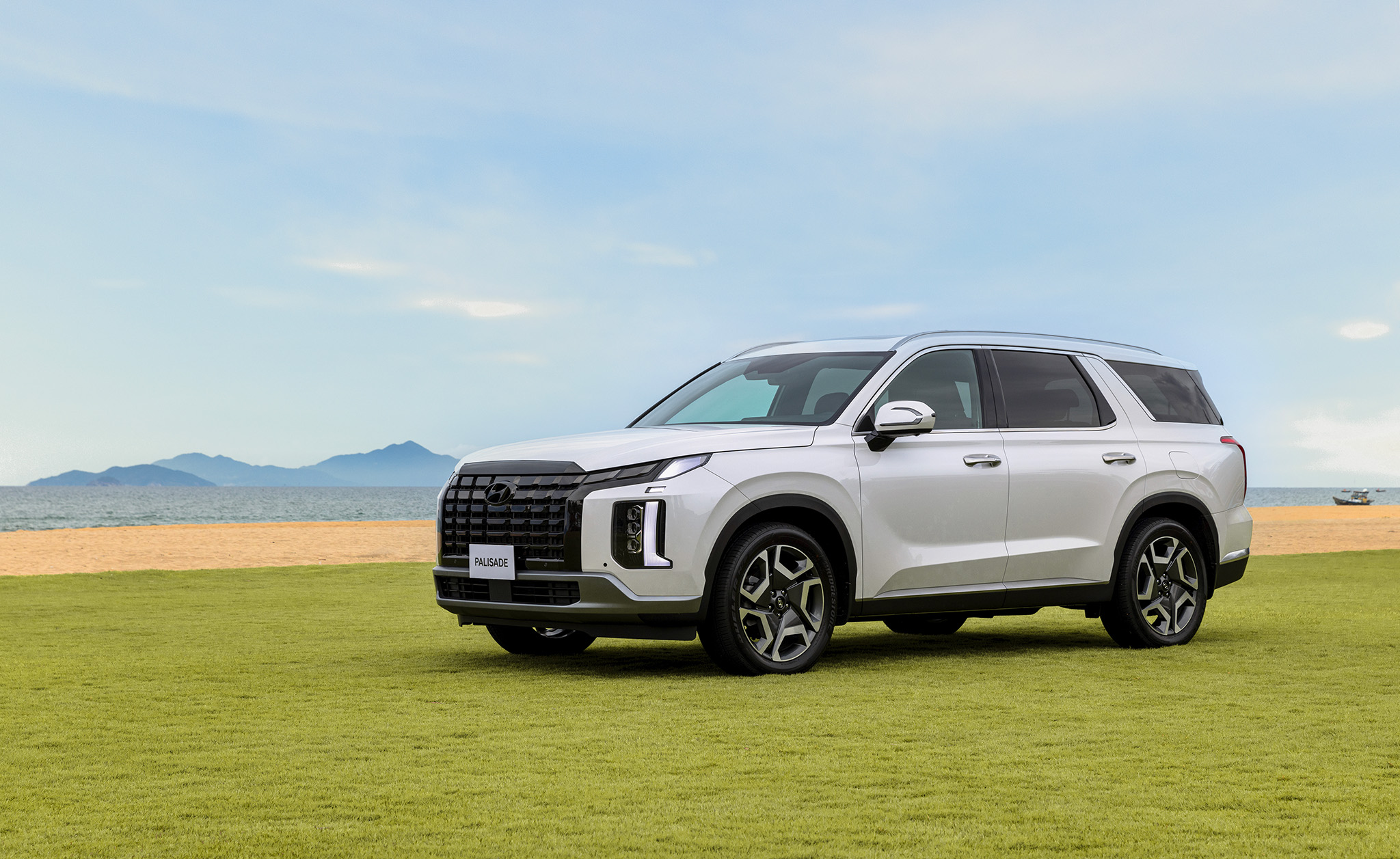 Hyundai triển khai chương trình ưu đãi lớn cho Santa Fe và Palisade trong tháng 7