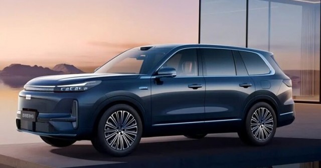Xe động cơ lai Geely Galaxy M9 có được 40.000 đơn đặt sau 1 ngày mở bán