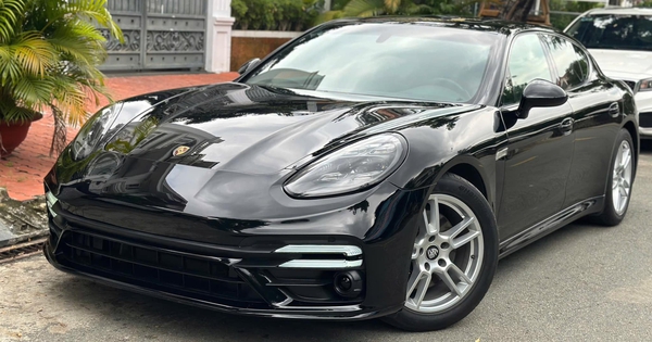 Porsche Panamera 2011 rao bán gần 1 tỷ: Đầu xe nâng cấp giống đời mới, người bán khẳng định xe nguyên bản, chấp 