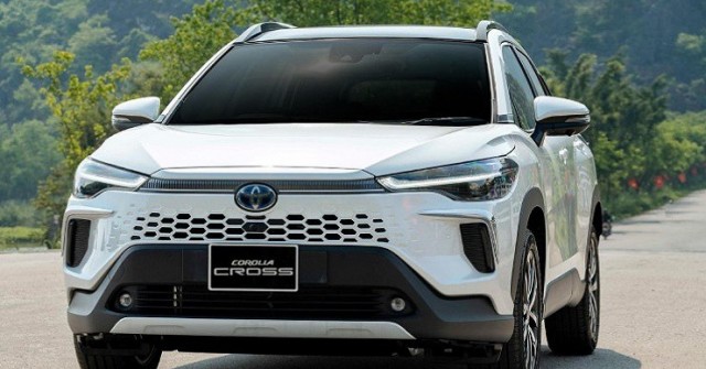 Toyota tung thêm ưu đãi kép cho Corolla Cross trong tháng 11/2024