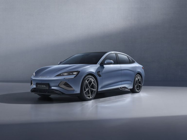 BYD Việt Nam triển khai chương trình ưu đãi “Mua xe nhận quà, không lo lãi suất”