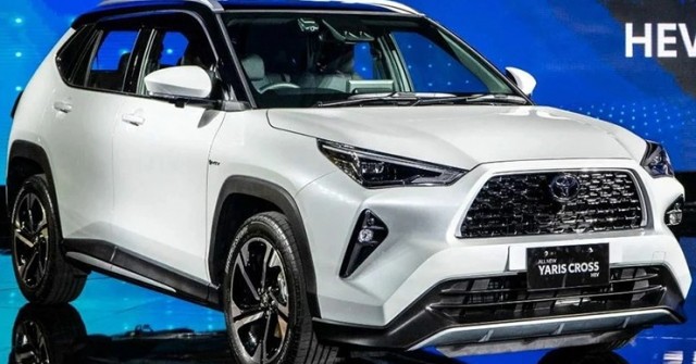 Toyota Yaris Cross trở lại top 3 mẫu xe xăng bán chạy nhất