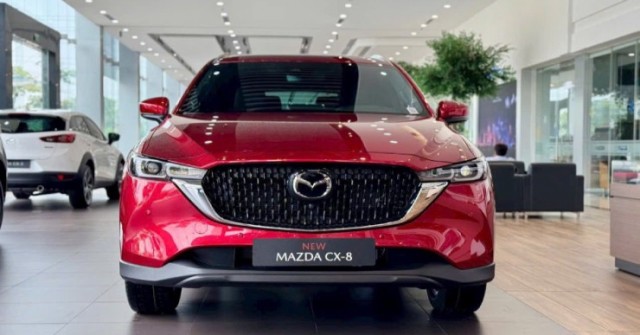 Mazda CX-8 2025 lợi thế nhiều nhưng vẫn còn những “nốt trầm” nào?