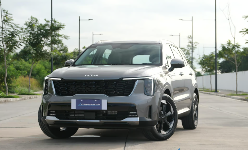 Kia Sorento HEV 2025 ra mắt tại Philippines, giá quy đổi từ 952 triệu