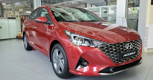 Mua xe Hyundai tháng này quá hời: Mọi mẫu giảm giá tới 45 triệu đồng, bảo hành tăng lên 8 năm/120.000km