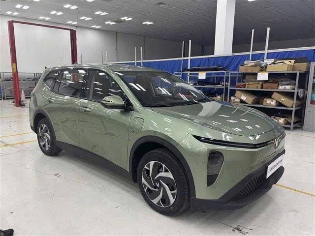 Phân khúc MPV bùng nổ tại Việt Nam: Cuộc đua mới trên thị trường ô tô