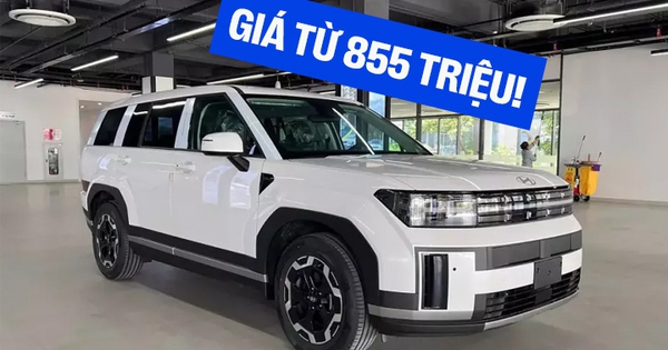 Giá Hyundai Santa Fe chạm ‘đáy’, bản tiêu chuẩn còn 855 triệu đồng, rẻ ngang Toyota Corolla Cross