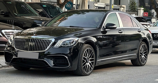 Rao Mercedes S 400 độ AMG nhưng lưới tản nhiệt Maybach giá hơn 1 tỷ đồng, người bán hỏi: Tại sao phải mua C 300 cũ?