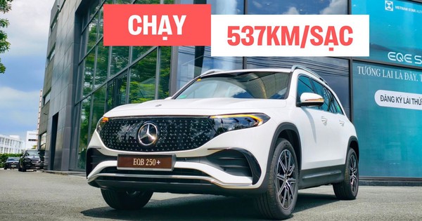 Cận cảnh Mercedes-Benz EQB 250+ 2025 tại đại lý: Giá hơn 2,3 tỷ đồng, động cơ điện mạnh 190 mã lực, chạy Hà Nội - Mộc Châu khứ hồi không cần sạc