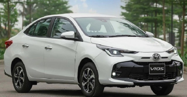 Toyota Vios tiếp tục được khuyến mại khủng trong tháng 9/2025
