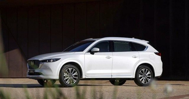 Giá xe New Mazda CX-8 niêm yết và lăn bánh tháng 1/2025