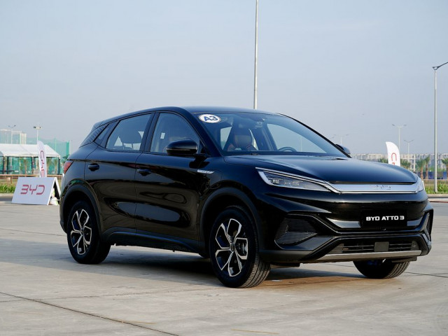 BYD thu phí 15 triệu sử dụng trọn đời cho ứng dụng điều khiển xe từ xa