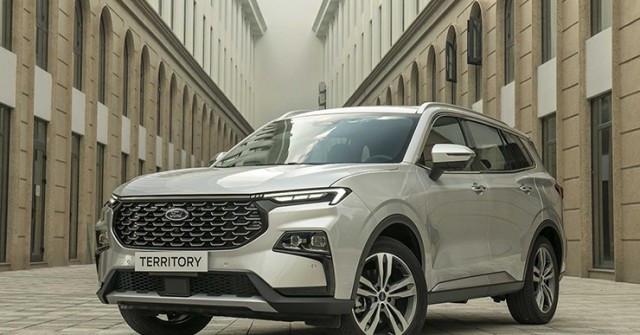 Giá xe Ford Territory tháng 6/2025, ưu đãi 100% phí trước bạ