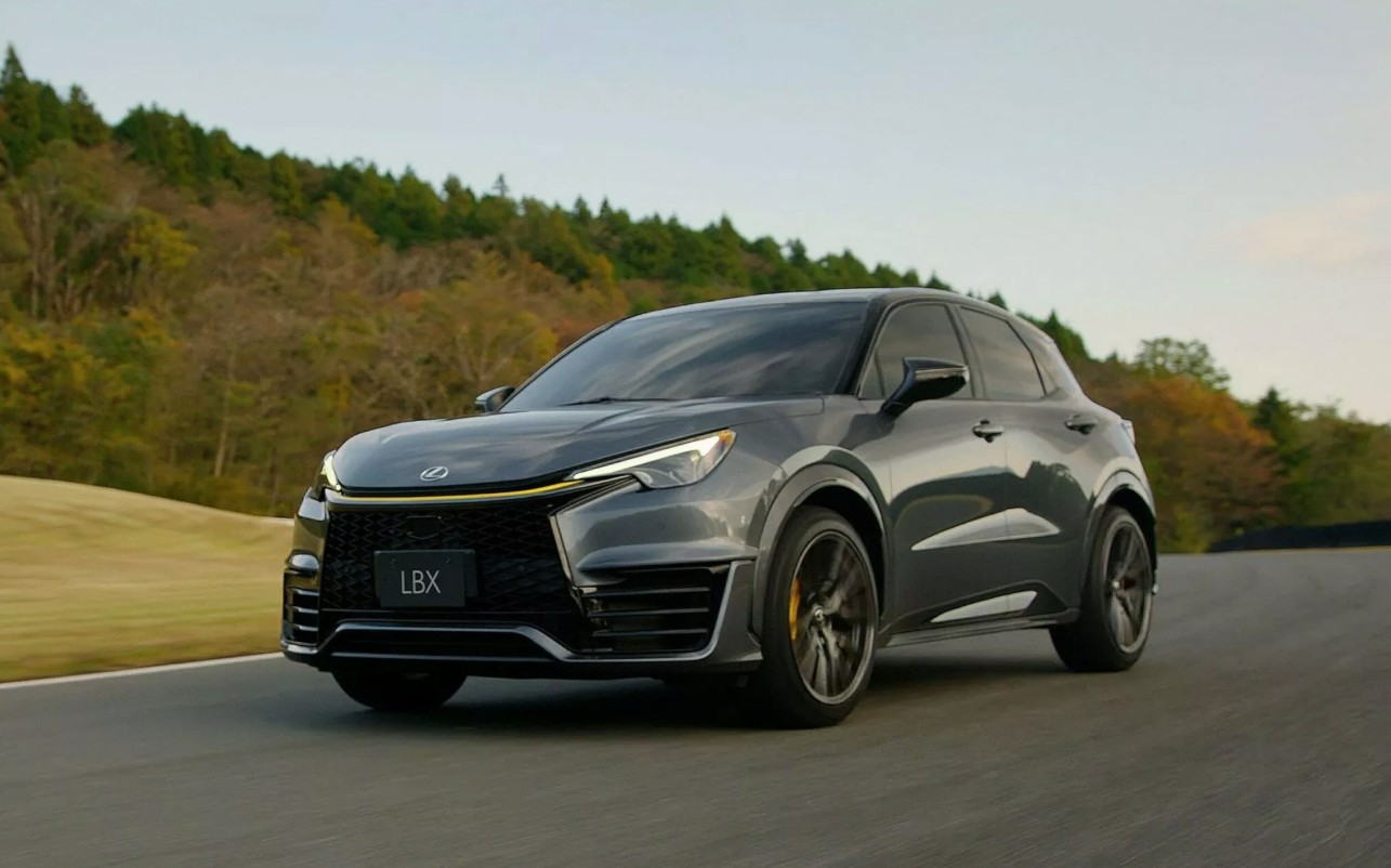 Đây là mẫu Lexus không phải cứ có tiền là mua được