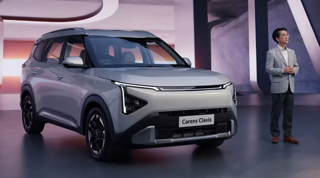 Kia Carens Clavis: Đối thủ mới đáng gờm trong phân khúc minivan 3 hàng ghế