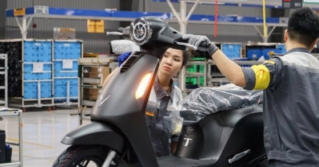 Lượng xe máy mới tiếp đà tăng nhẹ, giá xe dự báo giảm sâu trong dịp hè