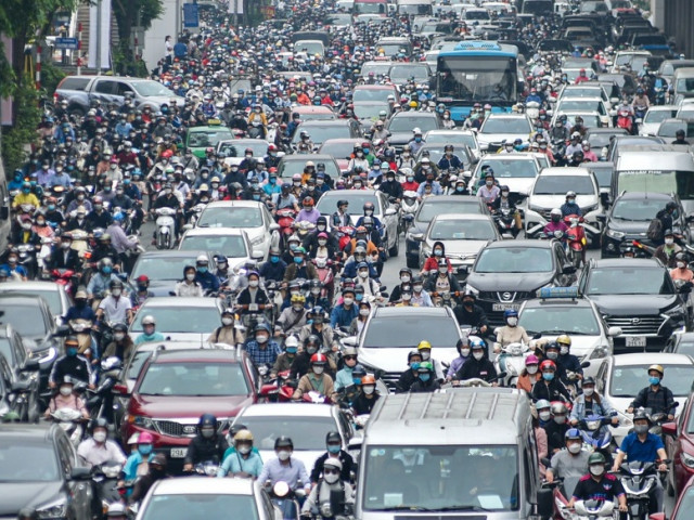 Đề xuất miễn phí đường bộ cho xe bị tạm giữ trên 30 ngày