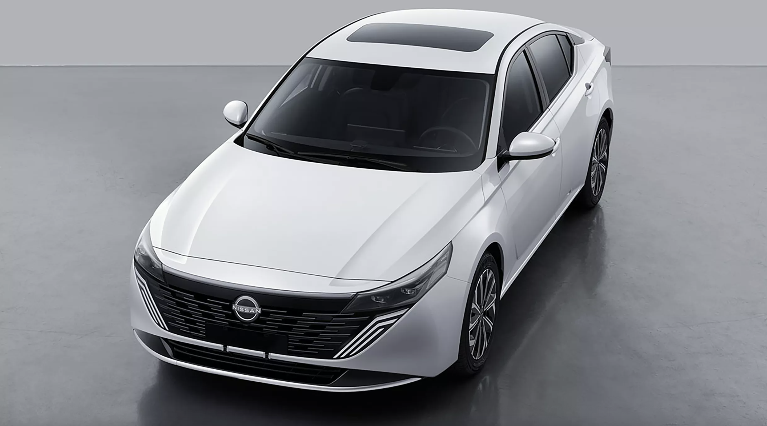 Mẫu xe ‘song sinh’ của Nissan Altima lộ diện với thiết kế mới cuốn hút