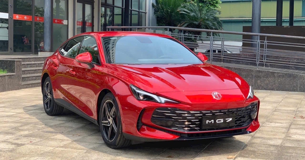 MG7 giảm 40 triệu đồng tại đại lý, khởi điểm từ 699 triệu đồng: Sedan hạng D nhưng giá cạnh tranh cùng Mazda3, Kia K3