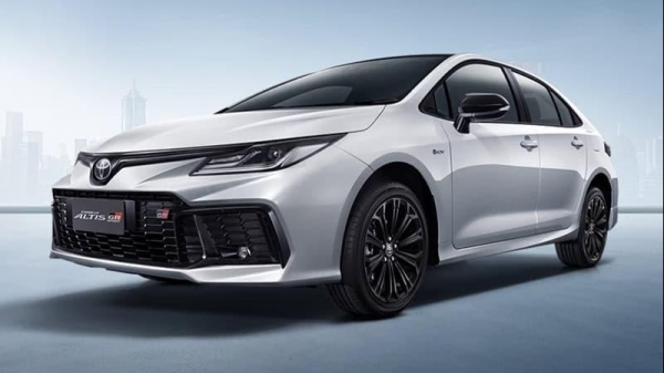 Toyota Corolla Altis 2025 ra mắt, giá quy đổi 674 triệu đồng