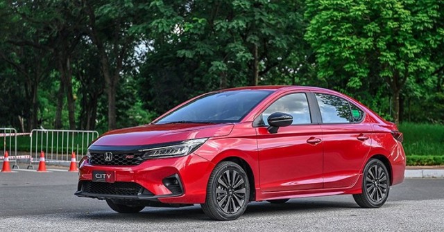 Giá xe Honda City tháng 2/2025, ưu đãi 50% phí trước bạ và tặng bảo hiểm thân vỏ