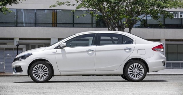 Giá xe Suzuki Ciaz tháng 4/2024, sedan cỡ B đạt tiêu chuẩn khí thải Euro 5