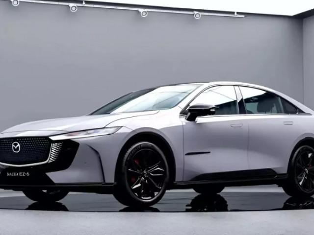 Mazda EZ-6 bản Sports Edition thể thao, cá tính có giá từ 566 triệu VNĐ