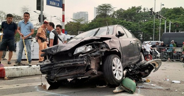 Những lỗi khiến bạn nhầm chân phanh và chân ga trên xe ô tô