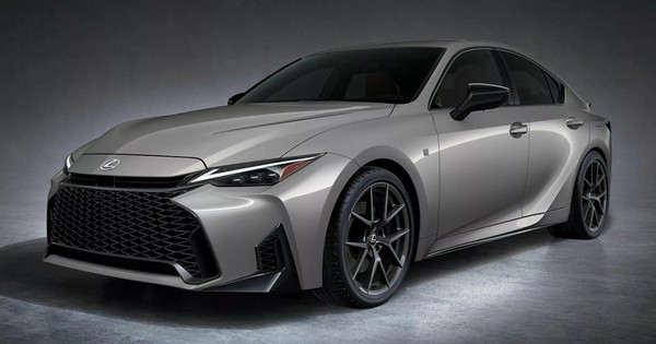 Lexus làm mới dòng sedan cỡ nhỏ