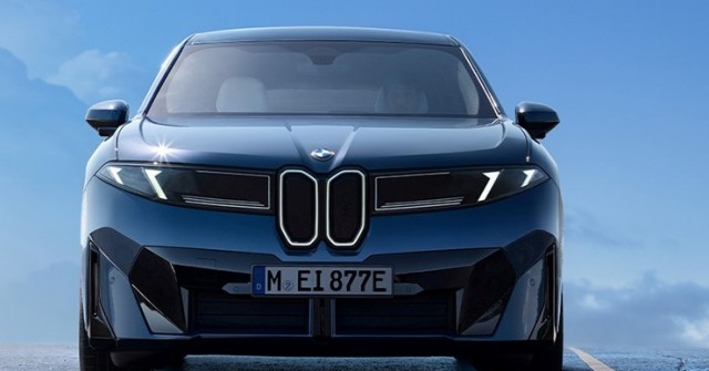 BMW iX3 thế hệ mới hé lộ những hình ảnh đầu tiên