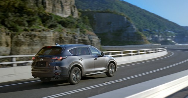 Giá xe Mazda CX-8 tháng 6/2025, lăn bánh từ 1,069 tỷ đồng
