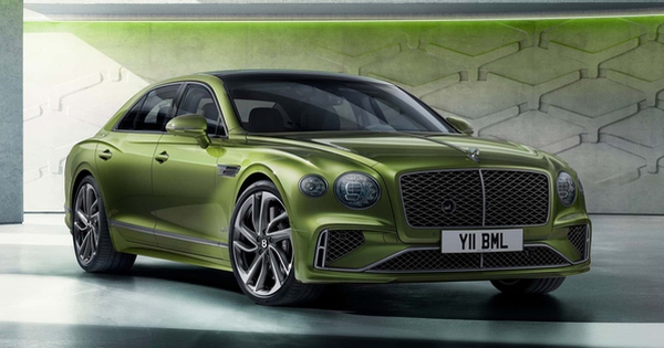 Bentley Flying Spur 2025 ra mắt: Thiết kế ít khác biệt, động cơ V8 hybrid mạnh nhất lịch sử hãng, bán cuối năm 2024