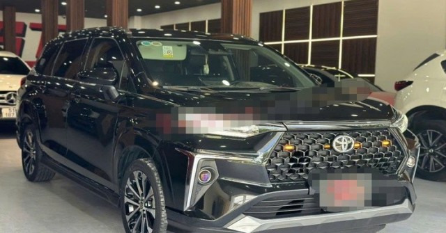 Chiếc Toyota Veloz cũ đáng tham khảo trong "tháng ngâu"