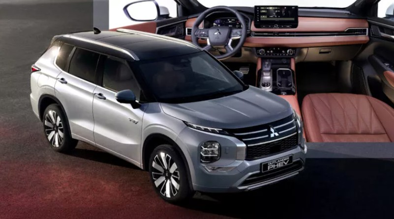 Mitsubishi Outlander 2025 tung ảnh ‘nhá hàng’, rục rịch ra mắt